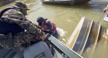 Canoa com três pessoas afunda entre Rio Araguaia e Rio Vermelho, em Aruanã
